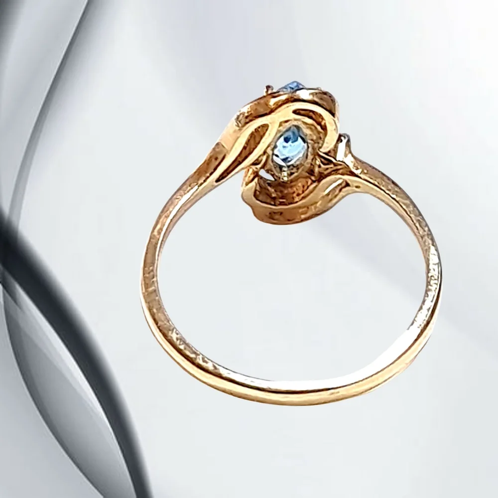 Joseph E. DeMarco Solid 10k Gold Ring with Blue Topaz Gemstone. Size 6